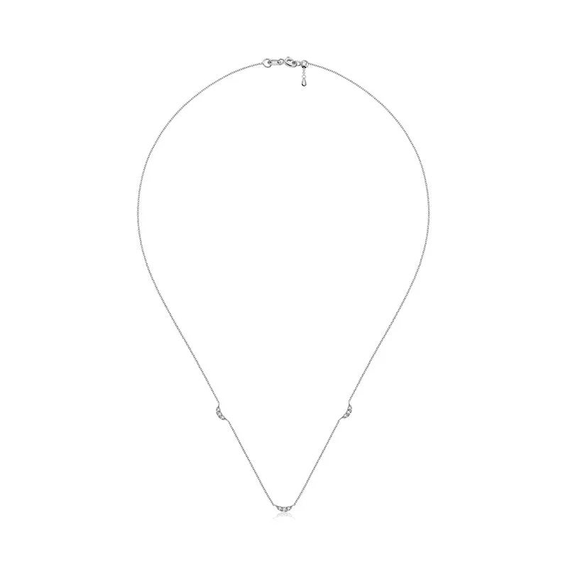 18k Gold Moon Shape Diamond Necklace / Choker