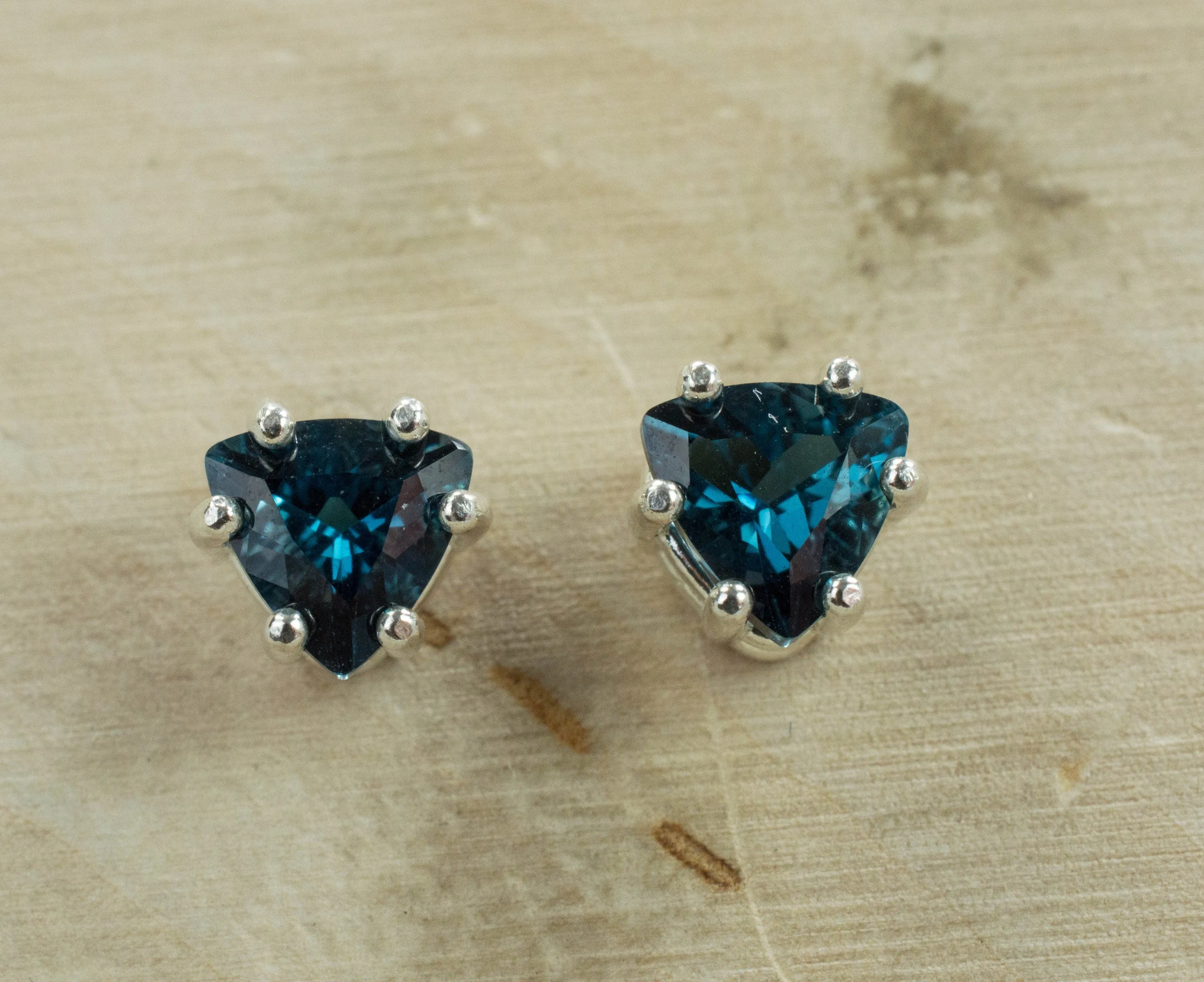 London Blue Topaz Earrings; Genuine Brazilian Topaz; 1.560cts