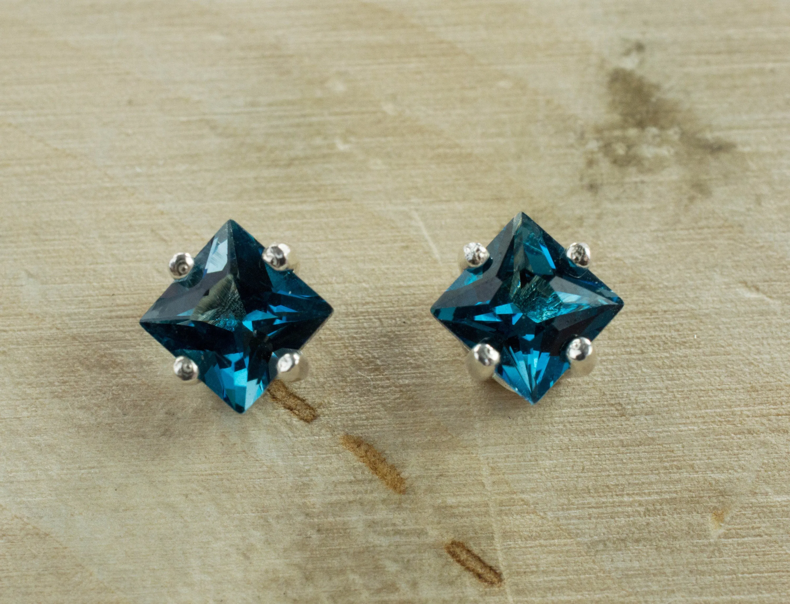 London Blue Topaz Earrings; Genuine Brazilian Topaz; 1.590cts