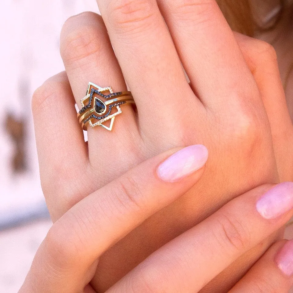 The Pear Box - Black Diamonds